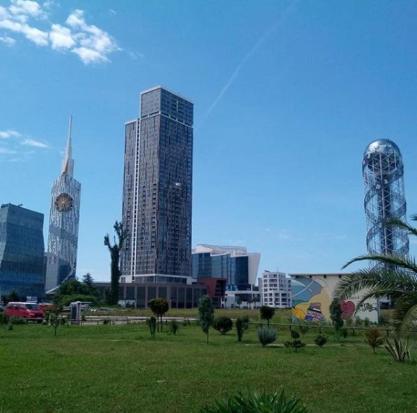 Apartment Gorgasali_57 Batumi Exterior photo